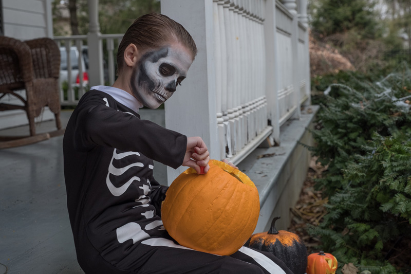 thriller movie  with creepy kids